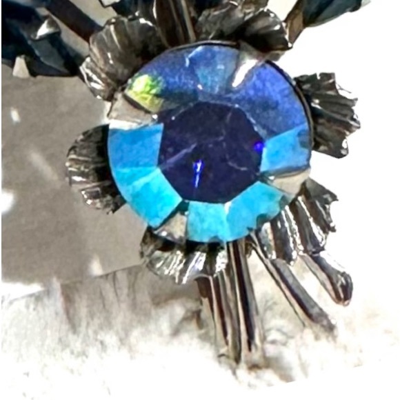 StunningPerriwinkle/💙⬇️⬇️💲Rare 1950s Vintage Sparkling, unique, NAVETTE - Picture 4 of 5